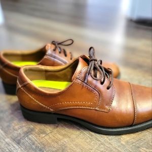 Florsheim Cognac men's dress shoes
